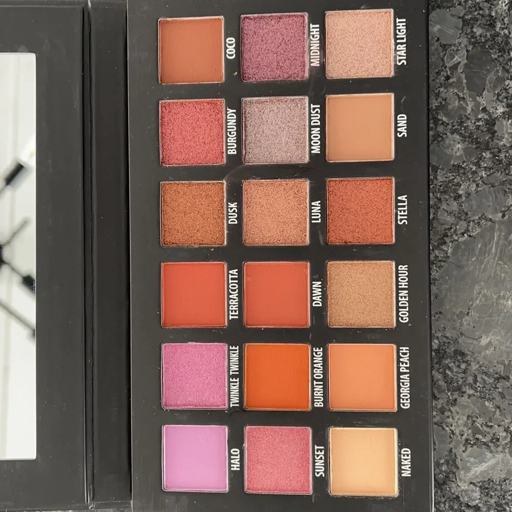 KAB Cosmetics Day & Night Eye Shadow Palette highly pigmented pretty shades